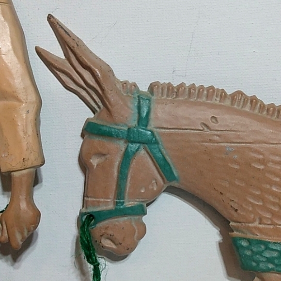 80s Cast aluminum metal southwest man and donkey wall decor - Picture 5 of 13